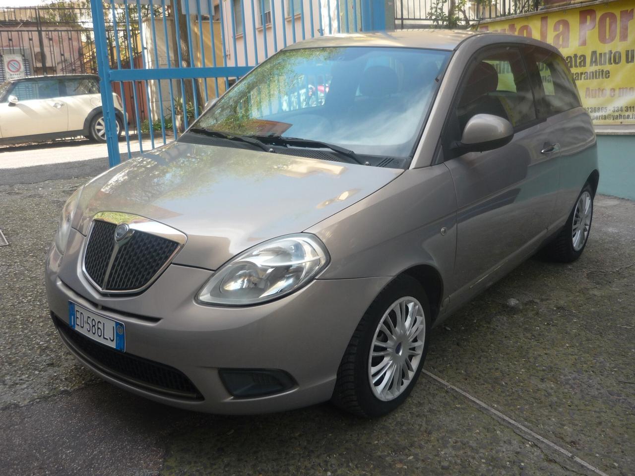 Lancia Ypsilon 1.2 69 CV Diva