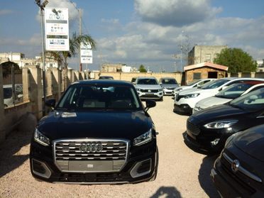 Audi Q2 2.0 TDI quattro S tronic Xeno Navy Sensori