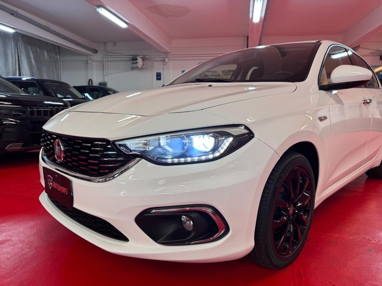 Fiat Tipo 1.6 Mjt S&S 5 porte Lounge FARI LED