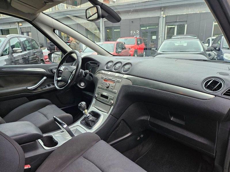 Ford S-Max 2.0 TDCi 140CV Titanium