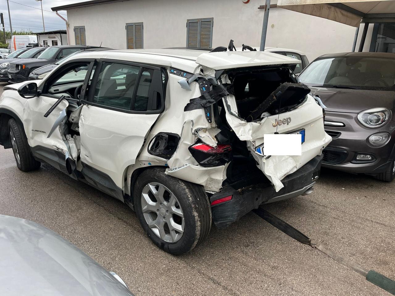 Jeep Avenger 1.2 Turbo 100 CV MHEV Summit