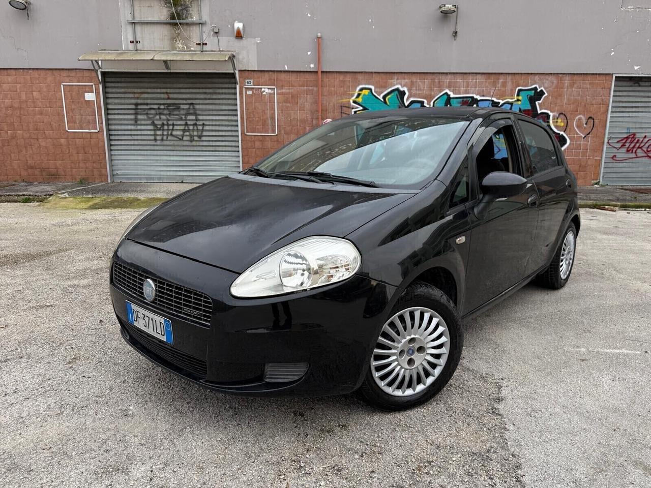 Fiat Grande Punto 1.3 MJT 75 CV 5 porte Dynamic
