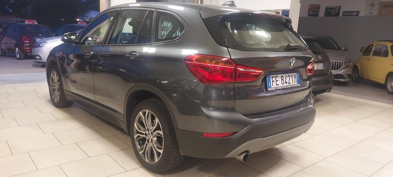 Bmw X1 sDrive18d xLine