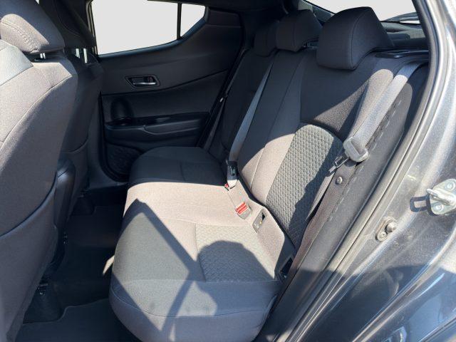TOYOTA C-HR C-HR 2.0 Hybrid E-CVT Morebusiness