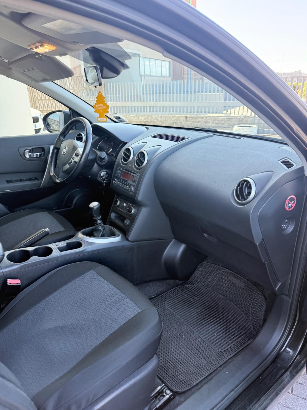Nissan Qashqai 1.5 dCi DPF Tekna