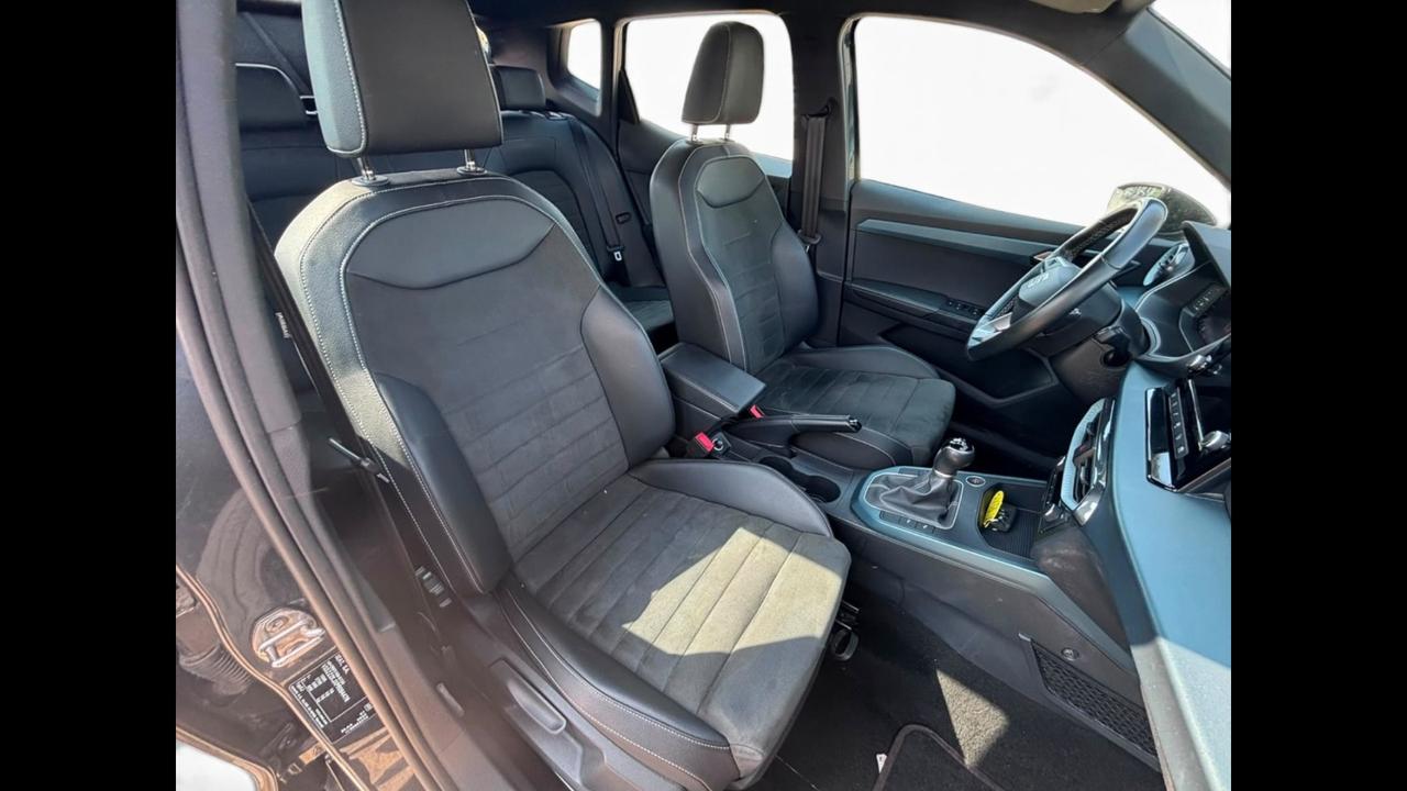 SEAT Arona 2022 - Arona 1.0 ecotsi Xperience 110cv