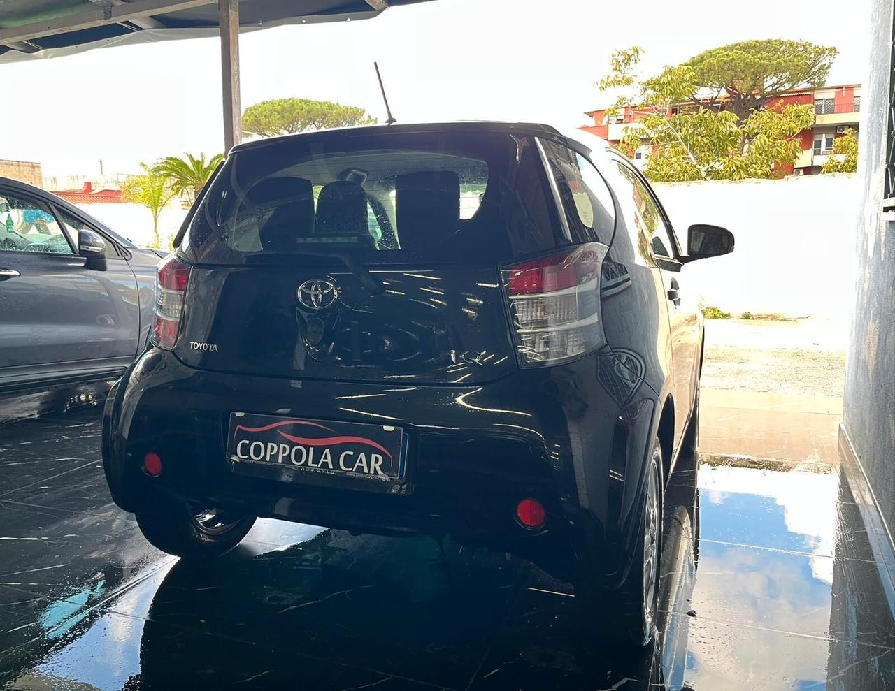 Toyota iQ 1.0