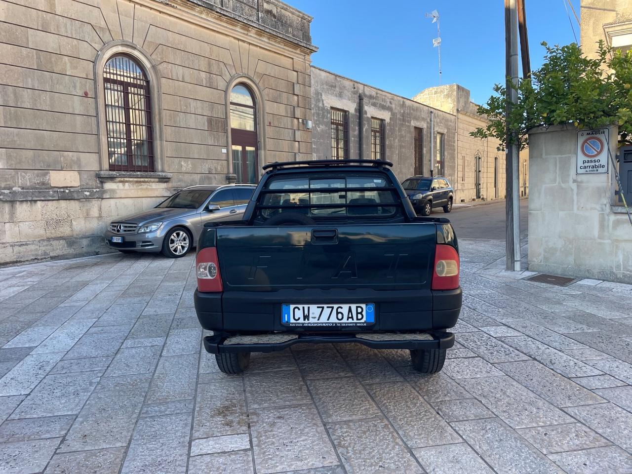 Fiat Strada 1.9 JTD
