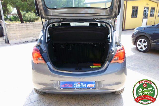 OPEL Corsa 1.2 5 porte Cosmo