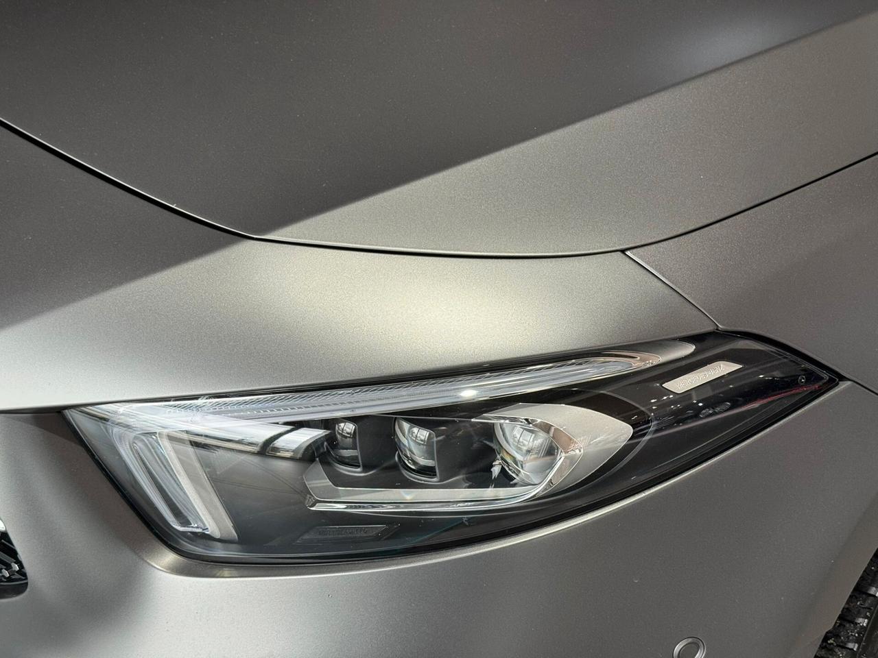 Mercedes-benz A 200d Premium AMG Night Edition MAGNO