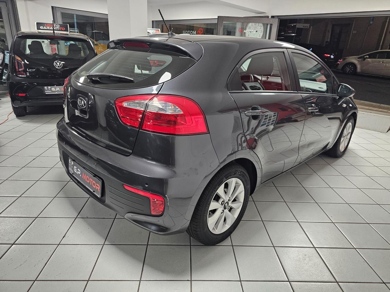 Kia Rio 1.2 CVVT 5p. Cool