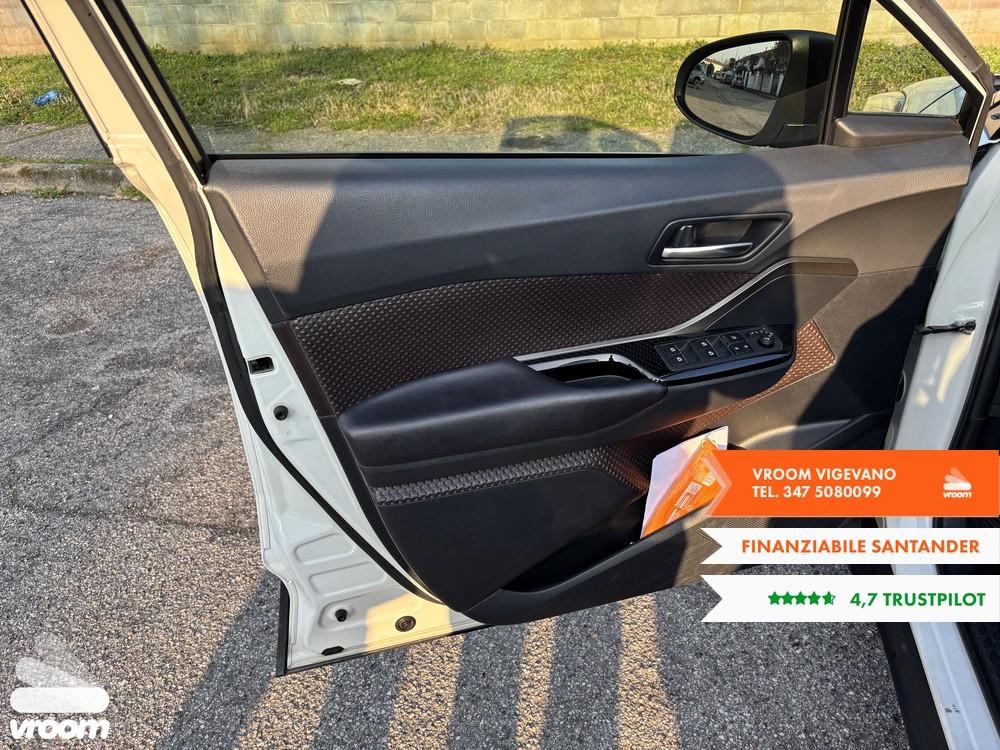 TOYOTA C-HR (2016-2023) C-HR 1.8 Hybrid E-CVT L...