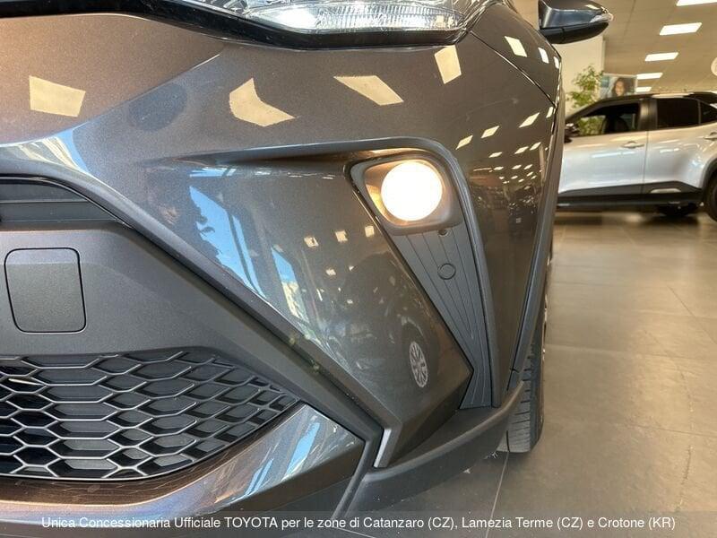 Toyota C-HR 1.8 Hybrid E-CVT Trend