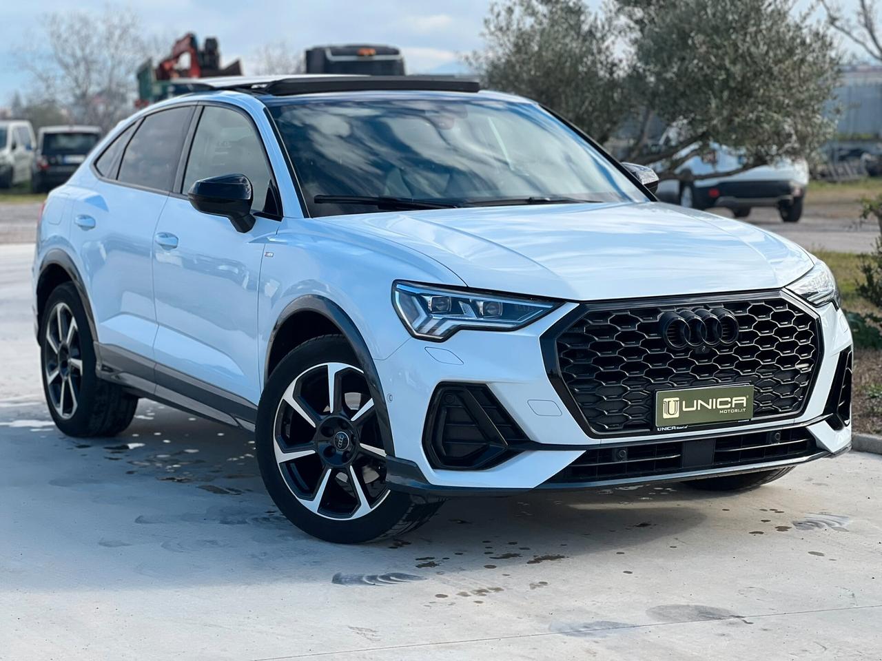 Audi Q3 Sportback 35 2.0 tdi 150cv S line S-tronic