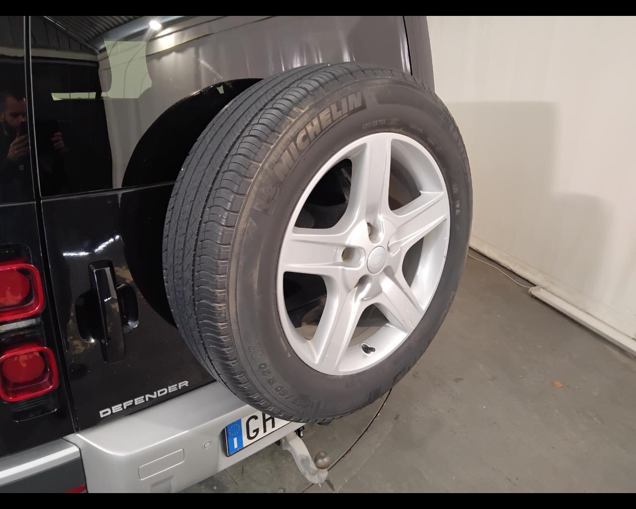 LAND ROVER Defender VII 2020 90 - Defender 90 3.0d i6 mhev SE awd 200cv