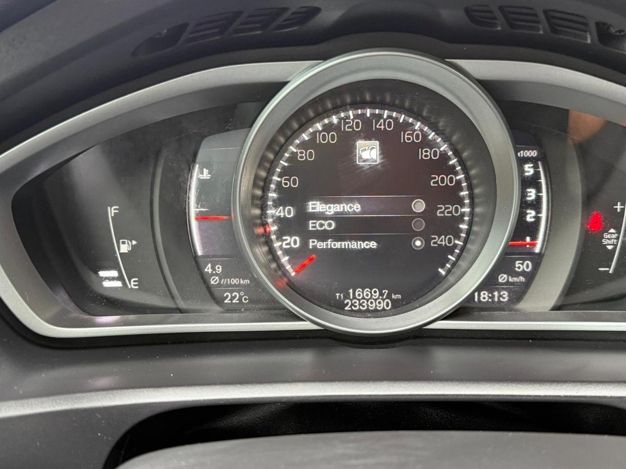 Volvo V40 D3