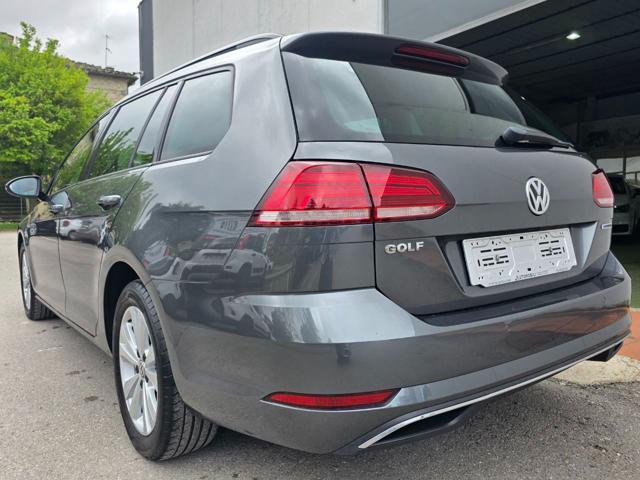 VOLKSWAGEN Golf Variant 1.5 TGI DSG 5p. Trendline BlueMotion Tech.