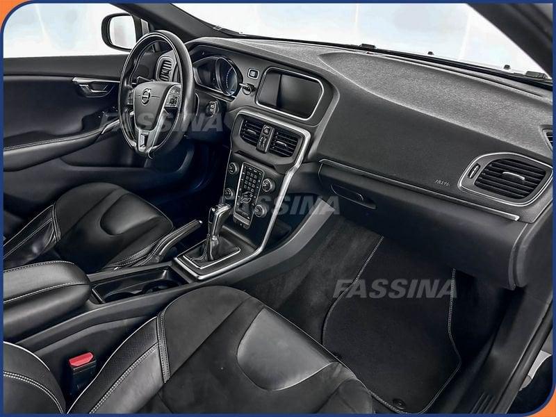 Volvo V40 V40 2.0 d2 R-design 120CV