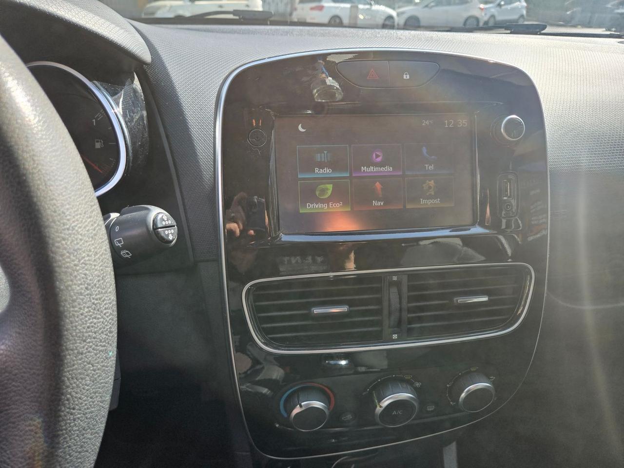 Renault Clio 1.2 16V 75CV Zen #50748