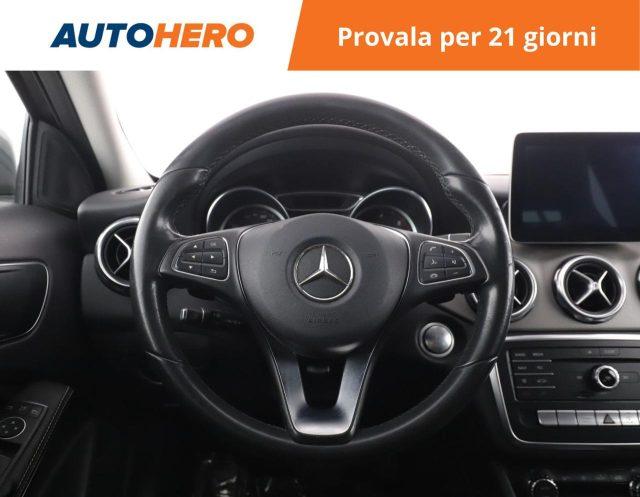 MERCEDES-BENZ GLA 200 d Automatic Sport