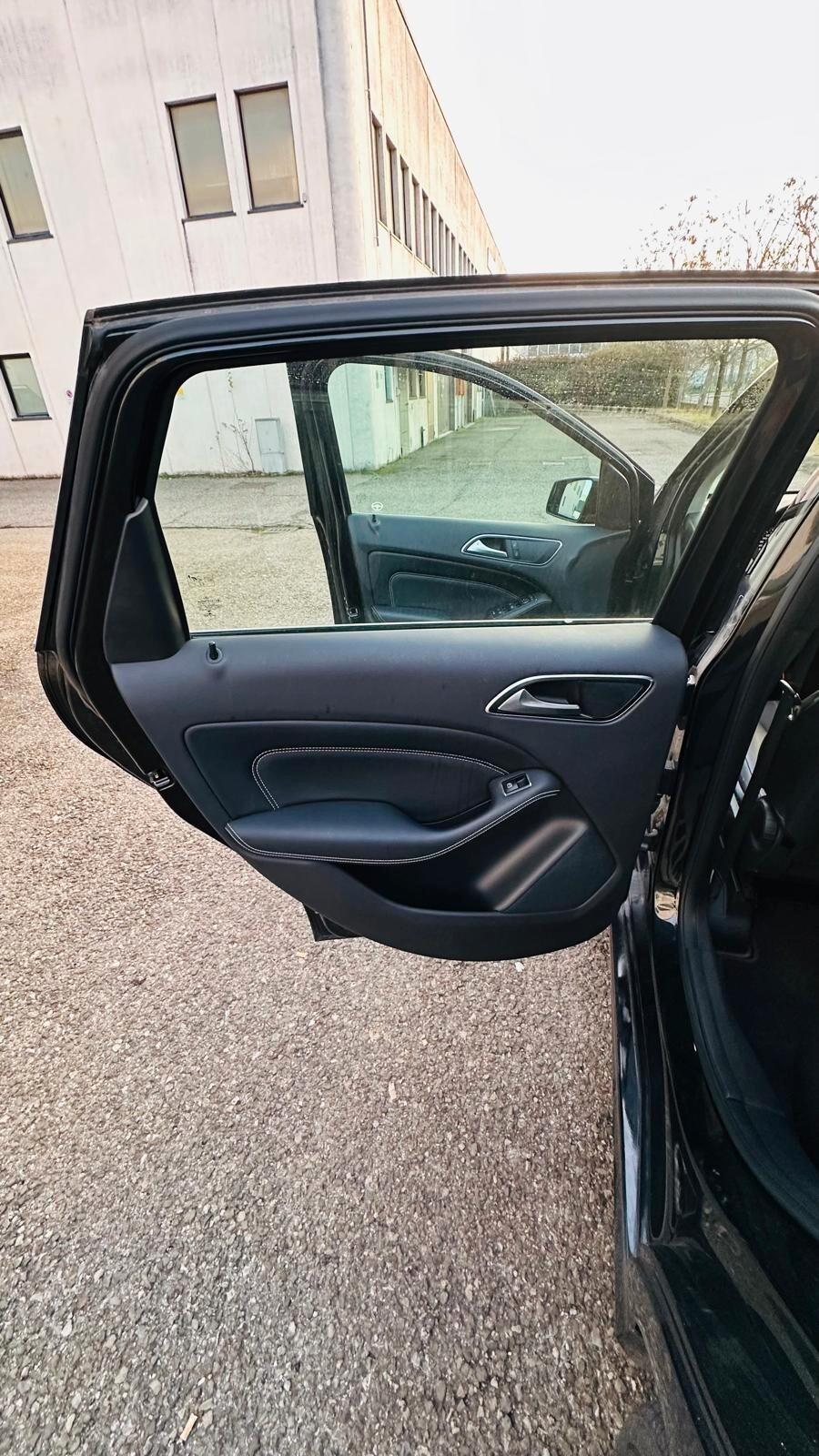 Mercedes-benz B 200 CDI Automatic Premium