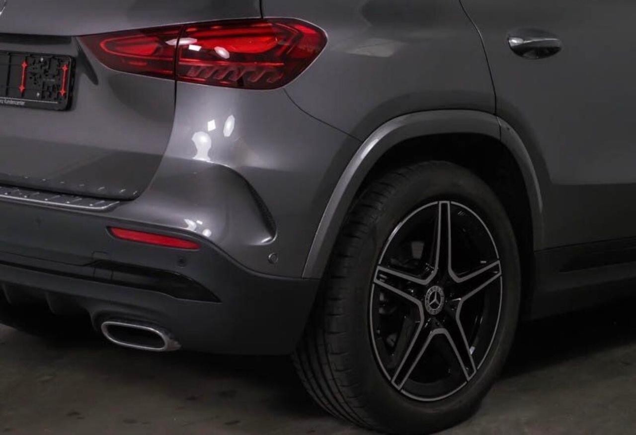 Mercedes-benz GLA 200d Automatic Premium Amg Tetto Pack night