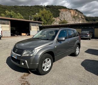 Suzuki Grand Vitara 2.0 turbodiesel 16V cat S.W. Autocarro