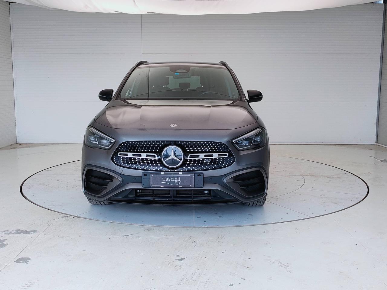 Mercedes-Benz GLA-H247 2023 - GLA 200 d AMG Line Premium auto