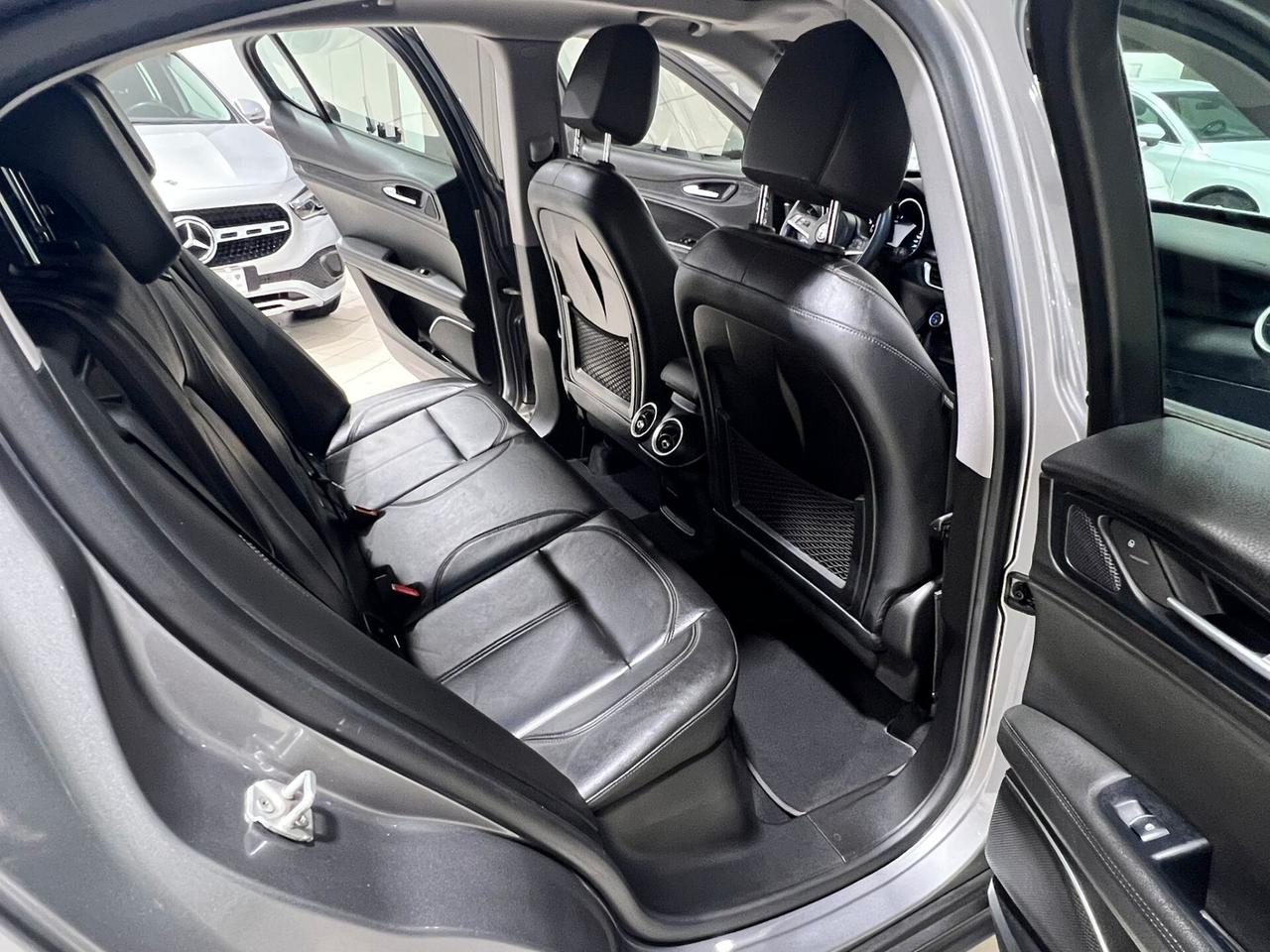 Alfa Romeo Stelvio 2.2 Turbodiesel 160 CV AT8 RWD Business