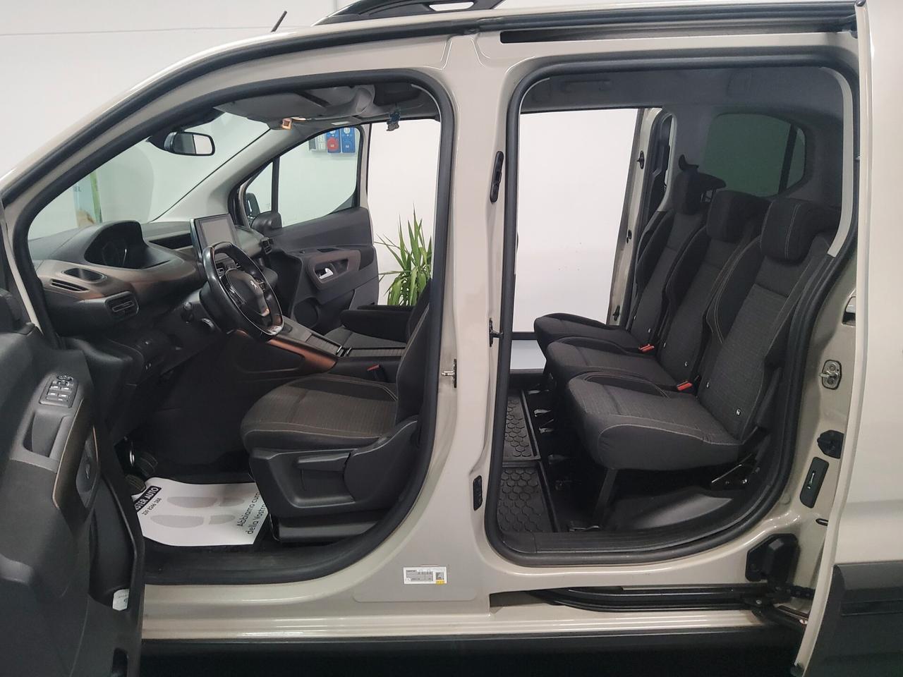 Peugeot Rifter BlueHDi 130 S&S EAT8 GT Line Standard