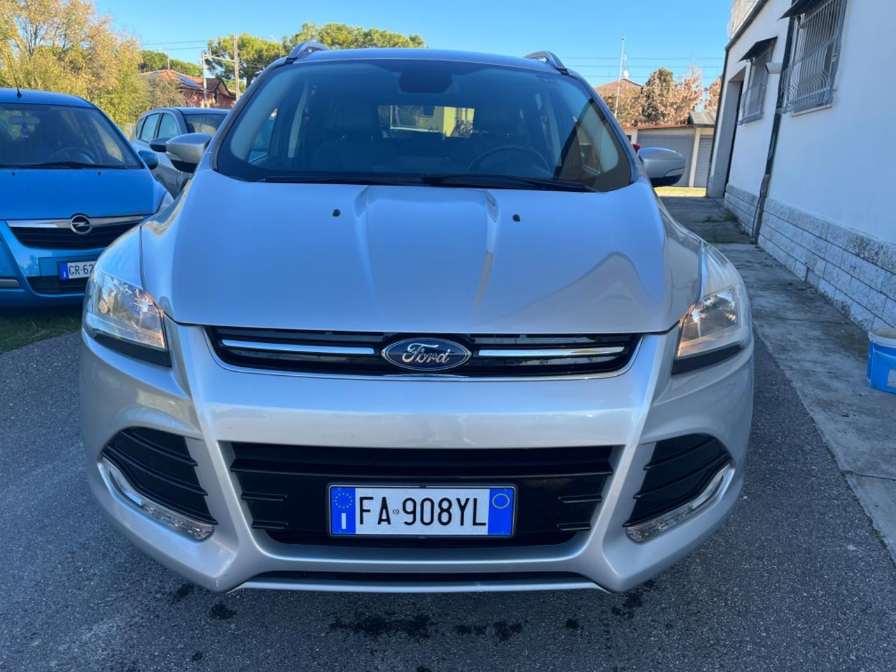 Ford Kuga 2.0 TDCI 150 CV S&S 4WD Titanium