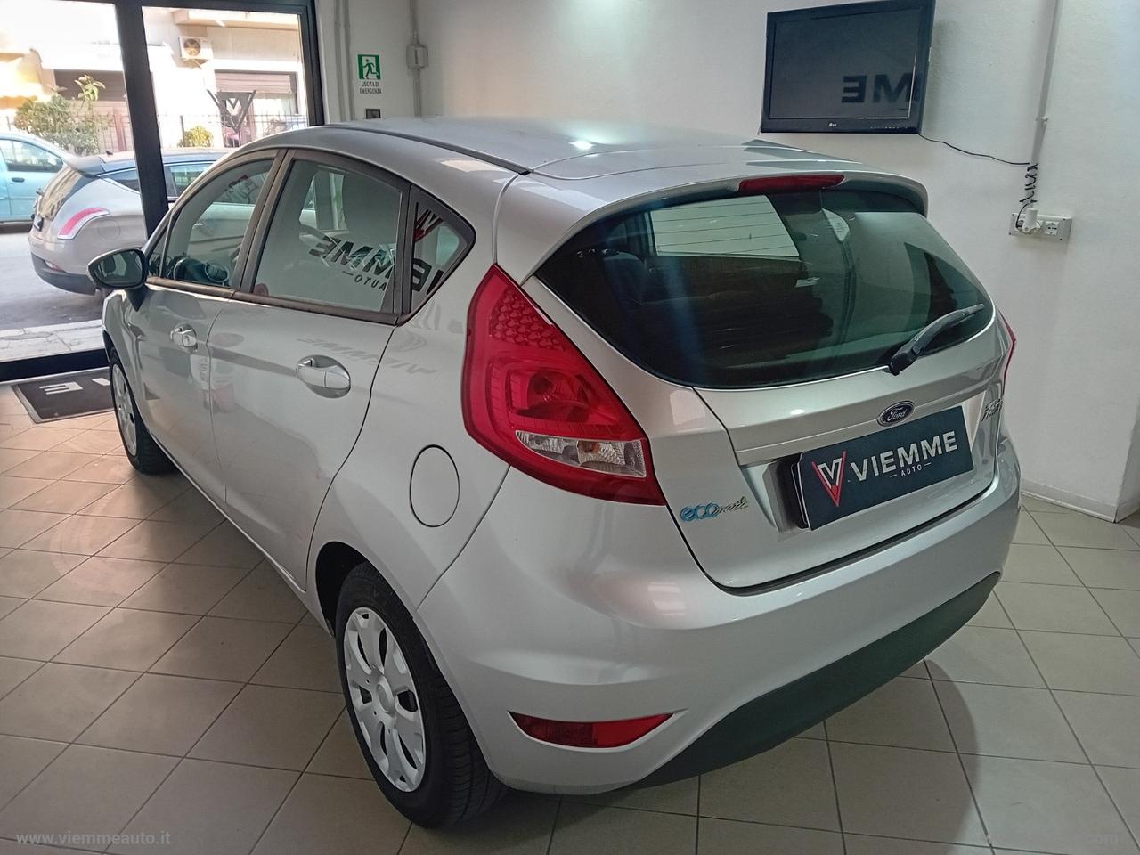 FORD Fiesta 1.6 TDCi 90 CV 5p. Titanium