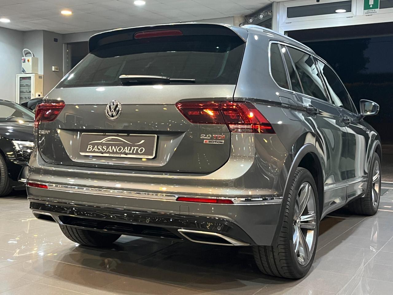 Volkswagen Tiguan 2.0 bitdi Executive R-Line 4motion 240cv dsg