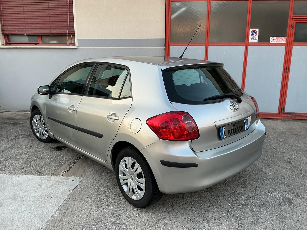 Toyota Auris 1.4 D-4D 5 porte Sol