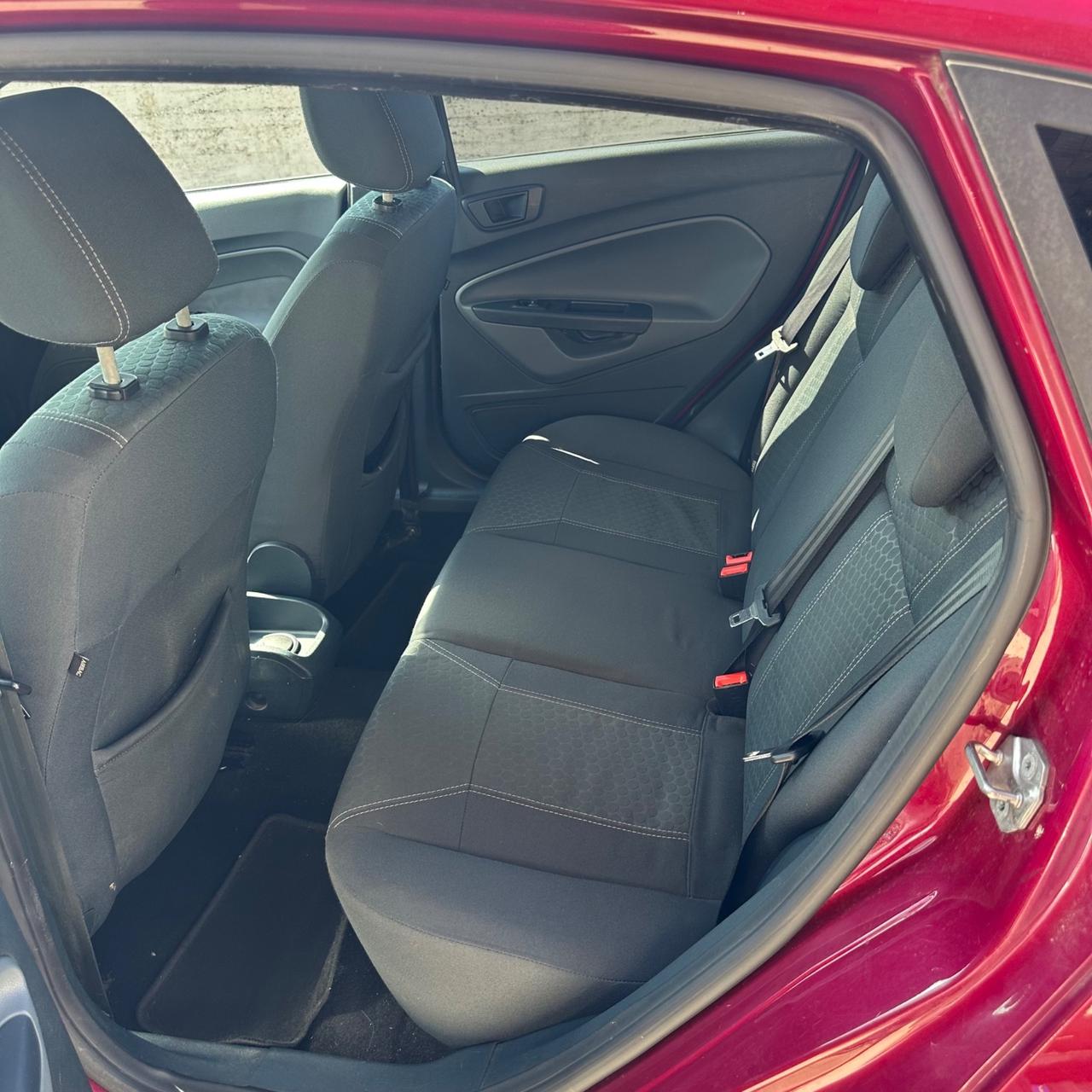 Ford Fiesta 1.4 5 porte Bz.- GPL Titanium