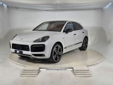 Porsche Cayenne Coupè Cayenne Coupe 3.0 e-hybrid 5p.ti tiptronic