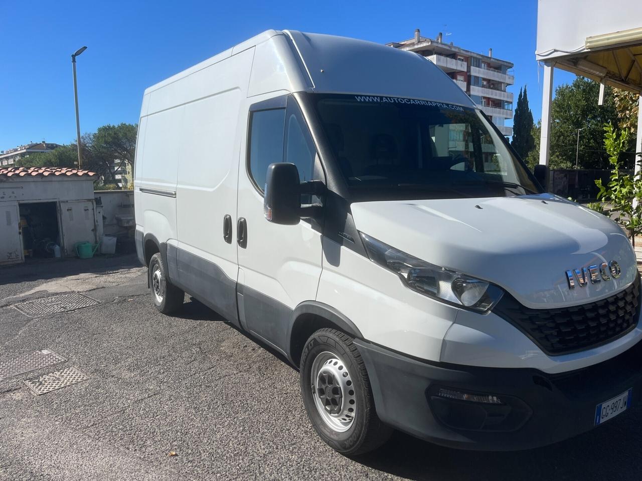 Iveco Daily 2.3 Diesel HKa 35 S V Radstand 3520