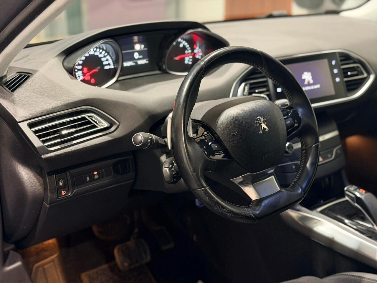 Peugeot 308 BlueHDi 130 S&S Allure