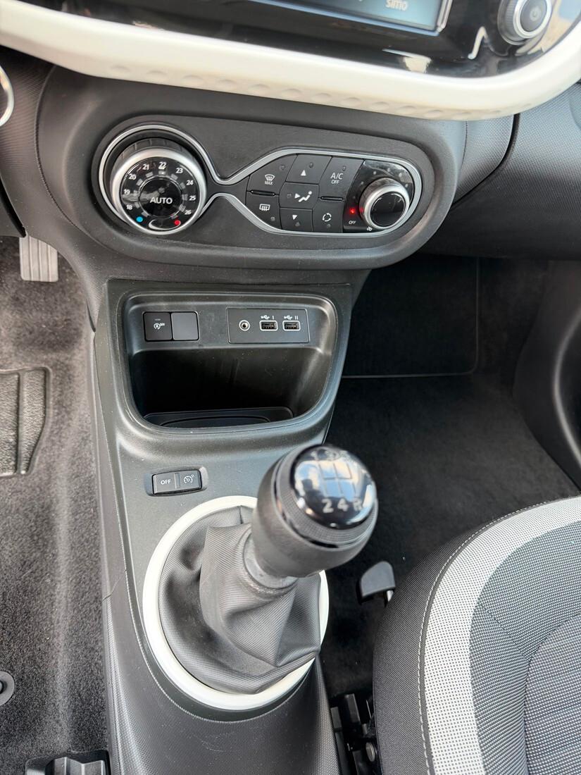 Renault Twingo SCe 65 CV Urban Night