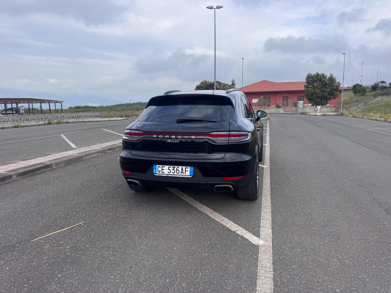 Porsche Macan 2.0 Full tetto sport chrono PERMUTE