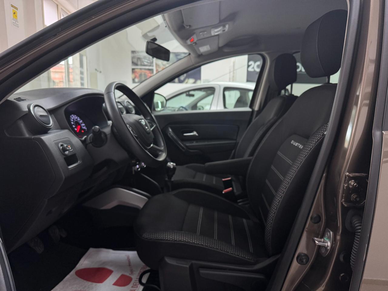 Dacia Duster 4X4 / 1.5CC 115CV / 90000KM / 2019 / DIESEL /