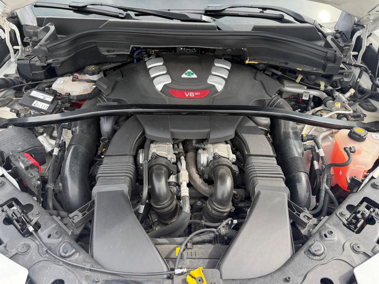 Alfa Romeo Stelvio 2.9 Bi-Turbo V6 510 CV AT8 Quadrifoglio