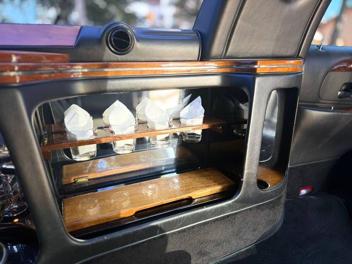 Ford Lincoln Town Car Executive Series