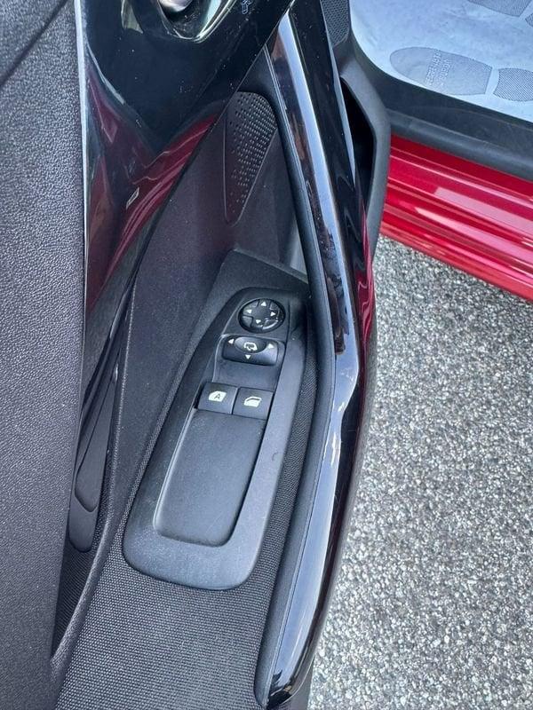 Peugeot 208 PureTech 82 Stop&Start 5 porte Allure