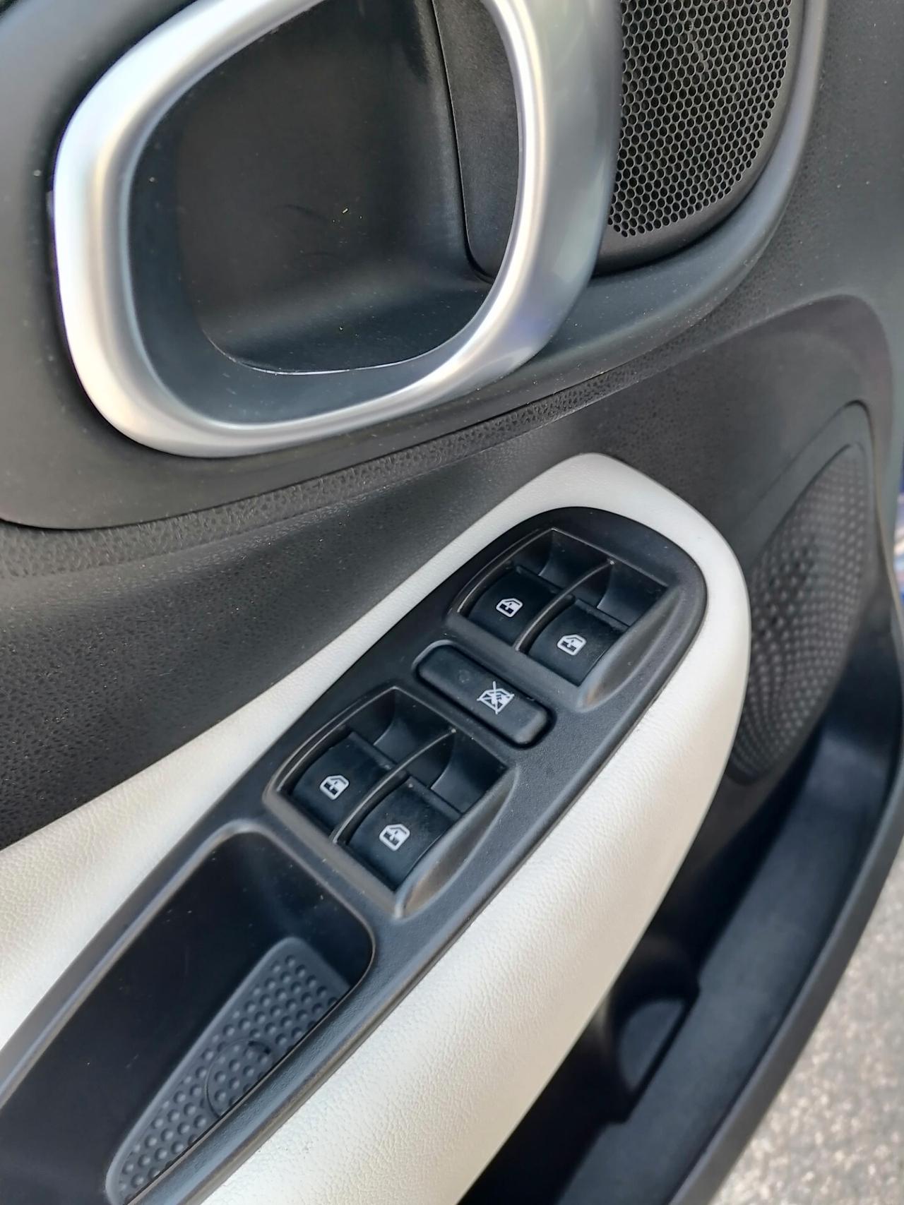 Fiat 500L 1.6 Multijet 105 CV TREKKING 2015