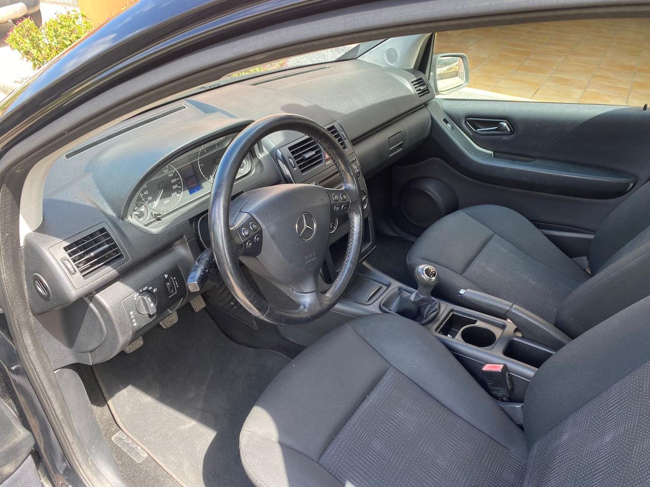 MERCEDES A 180 CDI UNICO PROPRIETARIO PREZZONE