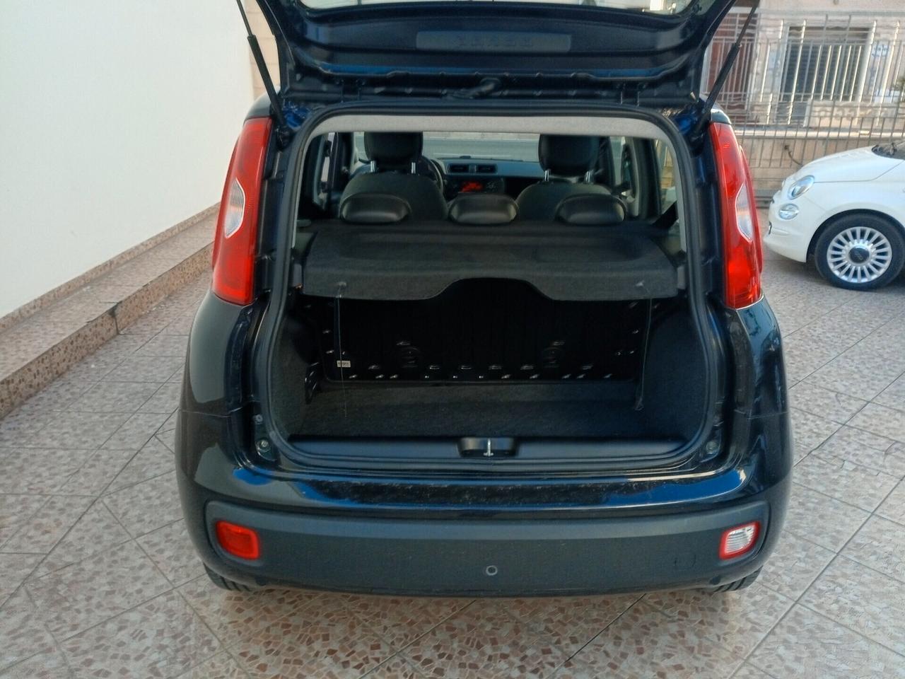 Fiat Panda 1.2 Connected by Wind