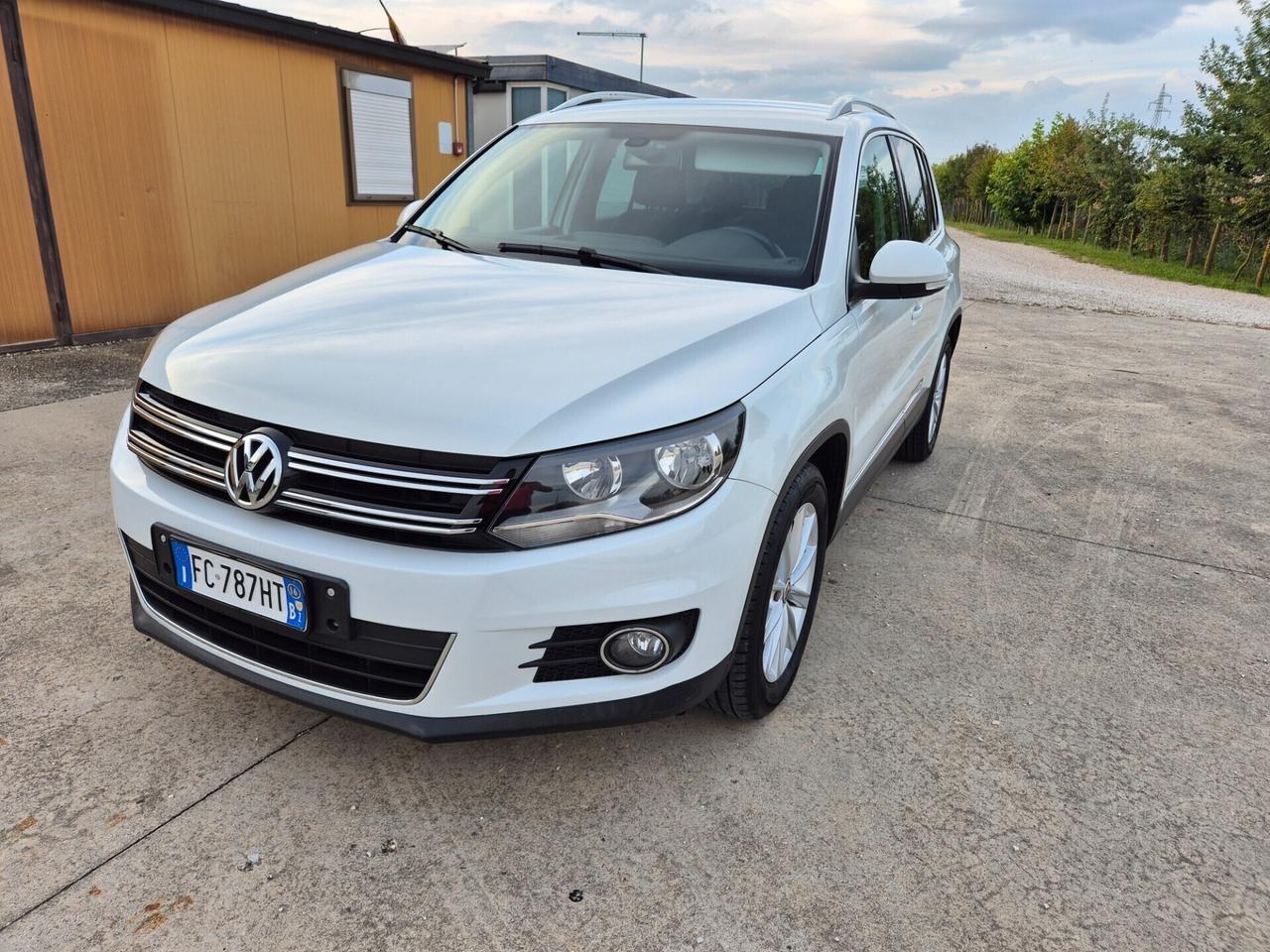 Volkswagen Tiguan 2.0 TDI 110 CV Sport & Style Blu