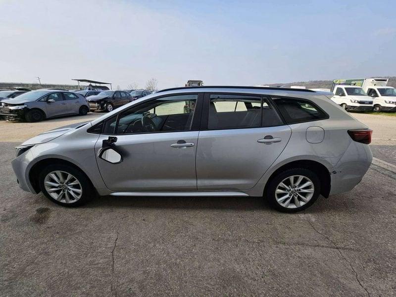 Toyota Corolla Touring Sports 1.8h Active auto - START - INCIDEN