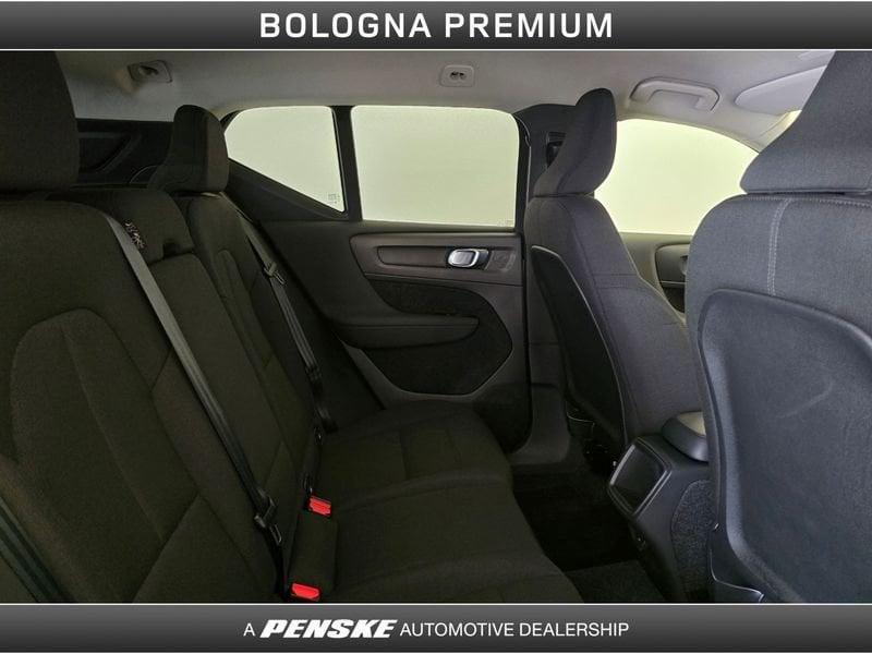 Volvo XC40 T2 Geartronic Momentum Core N1 - AUTOCARRO